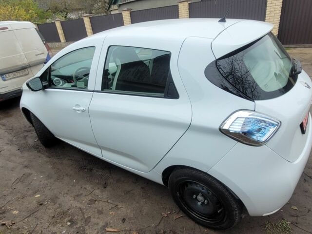 Білий Рено Зое, об'ємом двигуна 0 л та пробігом 73 тис. км за 8700 $, фото 1 на Automoto.ua