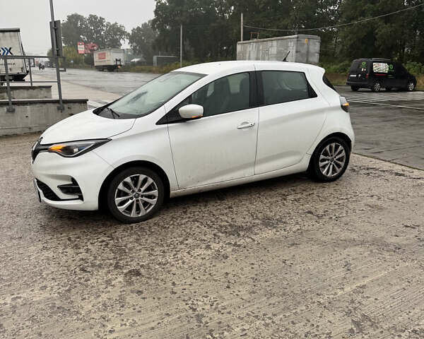Белый Рено Зое, объемом двигателя 0 л и пробегом 208 тыс. км за 11700 $, фото 3 на Automoto.ua