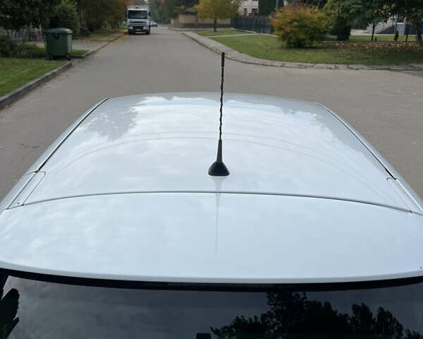 Рено Зое 2019 в Луцке на Automoto.ua Белый Рено Зое, объемом двигателя 0 л и пробегом 70 тыс. км за 11400 $, фото 5 на Automoto.ua