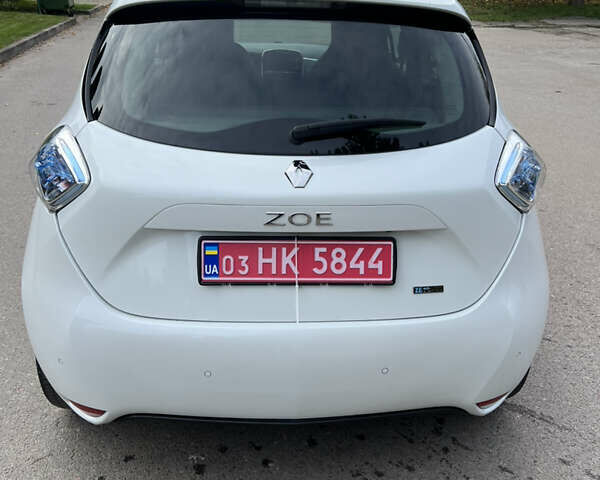 Рено Зое 2019 в Луцке на Automoto.ua Белый Рено Зое, объемом двигателя 0 л и пробегом 70 тыс. км за 11400 $, фото 4 на Automoto.ua