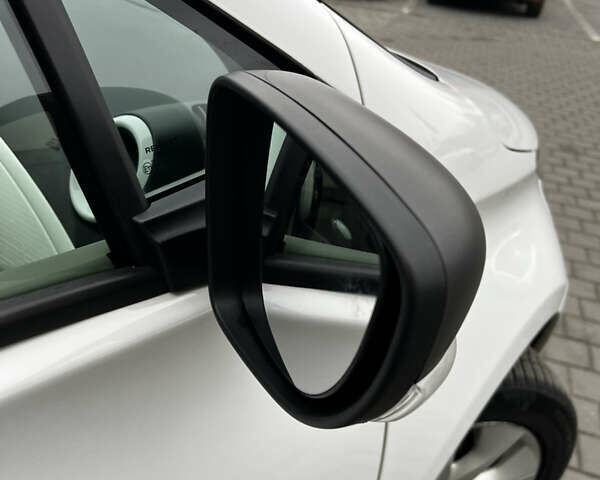 Білий Рено Зое, об'ємом двигуна 0 л та пробігом 109 тис. км за 8900 $, фото 17 на Automoto.ua