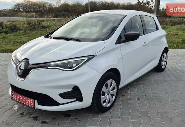 Белый Рено Зое, объемом двигателя 0 л и пробегом 25 тыс. км за 11600 $, фото 4 на Automoto.ua