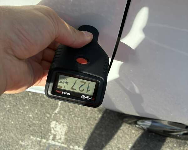 Белый Рено Зое, объемом двигателя 0 л и пробегом 94 тыс. км за 13300 $, фото 124 на Automoto.ua