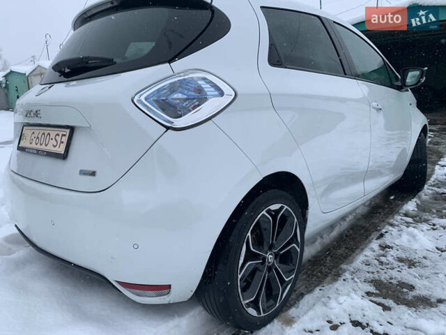 Білий Рено Зое, об'ємом двигуна 0 л та пробігом 159 тис. км за 8999 $, фото 6 на Automoto.ua