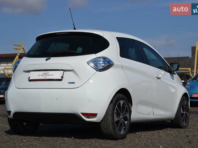 Білий Рено Зое, об'ємом двигуна 0 л та пробігом 80 тис. км за 9500 $, фото 16 на Automoto.ua