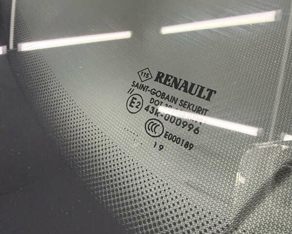 Белый Рено Зое, объемом двигателя 0 л и пробегом 21 тыс. км за 9950 $, фото 38 на Automoto.ua