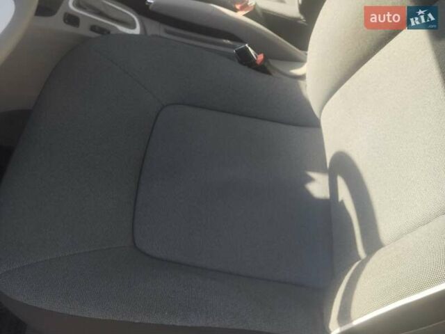 Белый Рено Зое, объемом двигателя 0 л и пробегом 27 тыс. км за 9800 $, фото 9 на Automoto.ua