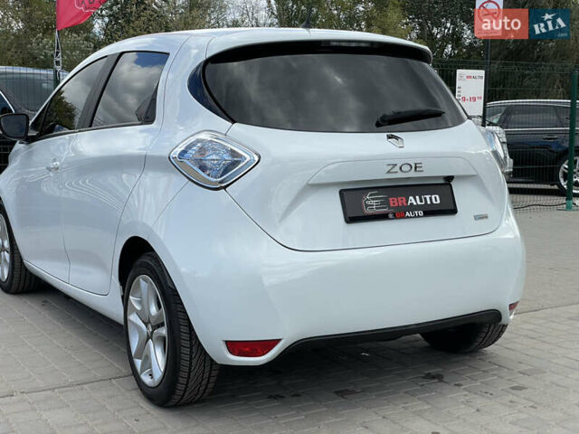 Білий Рено Зое, об'ємом двигуна 0 л та пробігом 28 тис. км за 9355 $, фото 17 на Automoto.ua