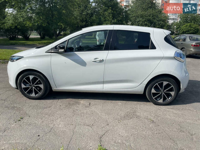 Белый Рено Зое, объемом двигателя 0 л и пробегом 102 тыс. км за 9500 $, фото 19 на Automoto.ua