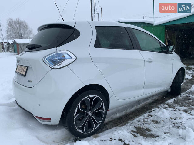 Білий Рено Зое, об'ємом двигуна 0 л та пробігом 159 тис. км за 8999 $, фото 5 на Automoto.ua