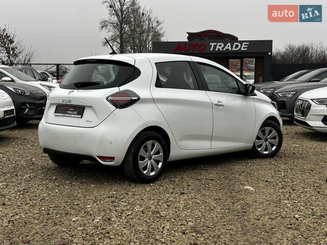 Белый Рено Зое, объемом двигателя 0 л и пробегом 68 тыс. км за 11499 $, фото 7 на Automoto.ua