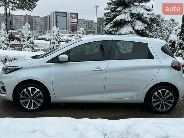 Белый Рено Зое, объемом двигателя 0 л и пробегом 120 тыс. км за 12999 $, фото 3 на Automoto.ua