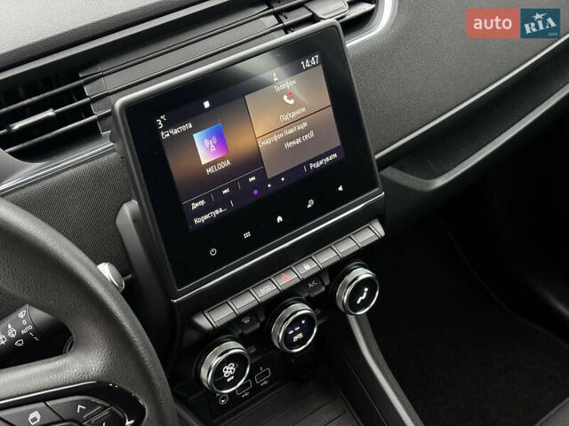 Белый Рено Зое, объемом двигателя 0 л и пробегом 68 тыс. км за 11499 $, фото 25 на Automoto.ua