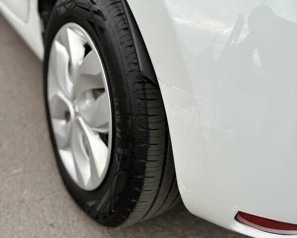 Рено Зое 2019 в Дрогобыче на Automoto.ua Белый Рено Зое, объемом двигателя 0 л и пробегом 90 тыс. км за 8499 $, фото 36 на Automoto.ua