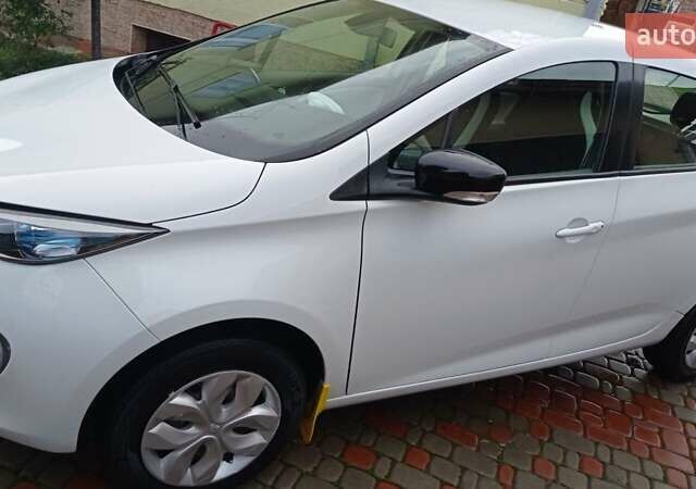 Рено Зое 2019 в Львове на Automoto.ua Белый Рено Зое, объемом двигателя 0 л и пробегом 77 тыс. км за 8200 $, фото 15 на Automoto.ua