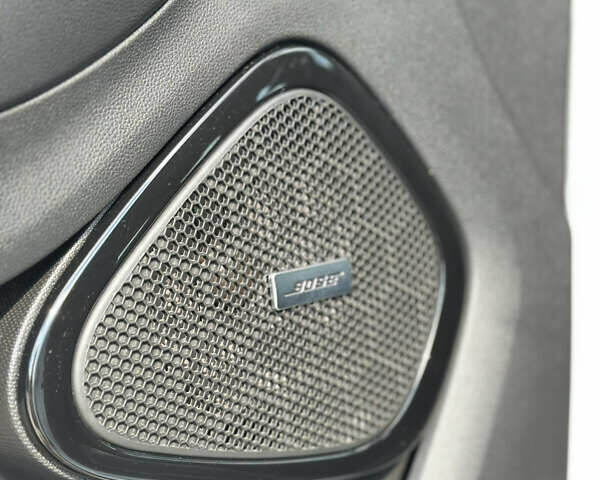 Білий Рено Зое, об'ємом двигуна 0 л та пробігом 90 тис. км за 13800 $, фото 9 на Automoto.ua