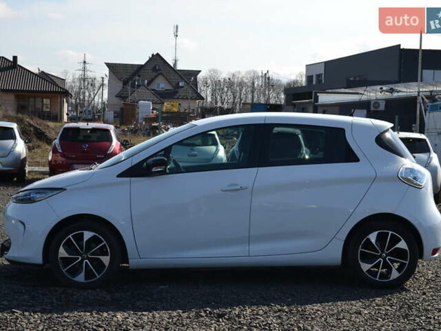 Білий Рено Зое, об'ємом двигуна 0 л та пробігом 80 тис. км за 9500 $, фото 11 на Automoto.ua