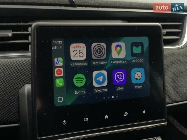 Белый Рено Зое, объемом двигателя 0 л и пробегом 44 тыс. км за 12499 $, фото 59 на Automoto.ua