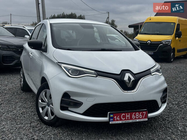 Белый Рено Зое, объемом двигателя 0 л и пробегом 41 тыс. км за 11600 $, фото 5 на Automoto.ua