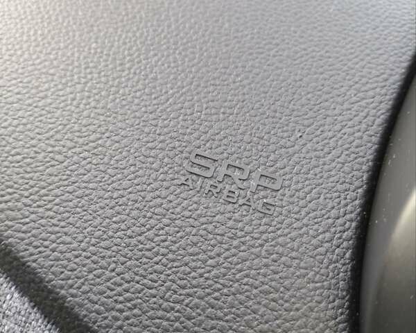 Білий Рено Зое, об'ємом двигуна 0 л та пробігом 47 тис. км за 12300 $, фото 17 на Automoto.ua