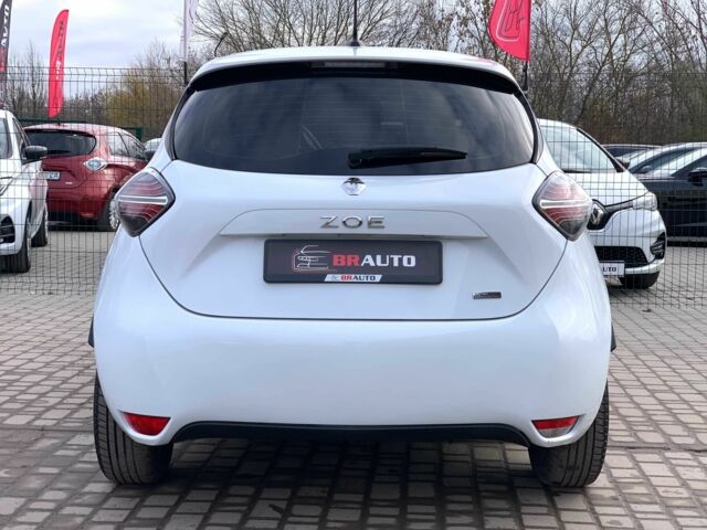 Белый Рено Зое, объемом двигателя 0 л и пробегом 66 тыс. км за 12499 $, фото 4 на Automoto.ua