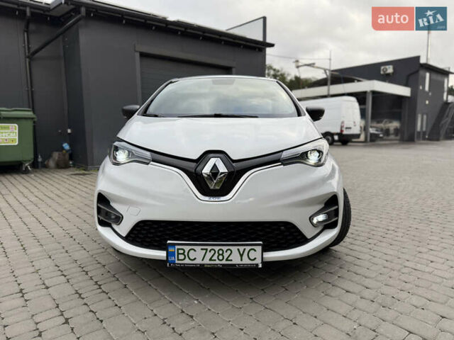 Белый Рено Зое, объемом двигателя 0 л и пробегом 36 тыс. км за 12900 $, фото 39 на Automoto.ua