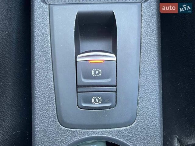 Белый Рено Зое, объемом двигателя 0 л и пробегом 217 тыс. км за 11990 $, фото 26 на Automoto.ua