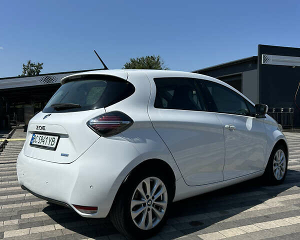 Белый Рено Зое, объемом двигателя 0 л и пробегом 119 тыс. км за 11700 $, фото 1 на Automoto.ua