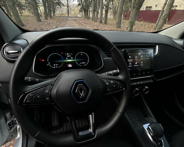 Белый Рено Зое, объемом двигателя 0 л и пробегом 52 тыс. км за 11590 $, фото 19 на Automoto.ua