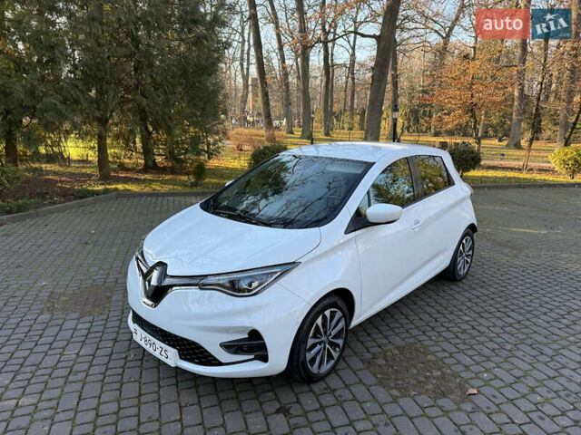 Белый Рено Зое, объемом двигателя 0 л и пробегом 118 тыс. км за 12900 $, фото 5 на Automoto.ua