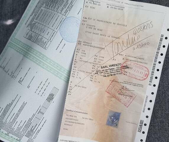 Білий Рено Зое, об'ємом двигуна 0 л та пробігом 78 тис. км за 11800 $, фото 47 на Automoto.ua