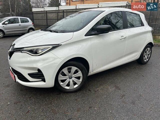 Белый Рено Зое, объемом двигателя 0 л и пробегом 58 тыс. км за 11780 $, фото 3 на Automoto.ua