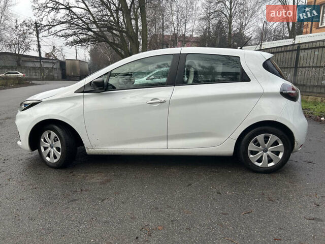 Белый Рено Зое, объемом двигателя 0 л и пробегом 58 тыс. км за 11780 $, фото 8 на Automoto.ua