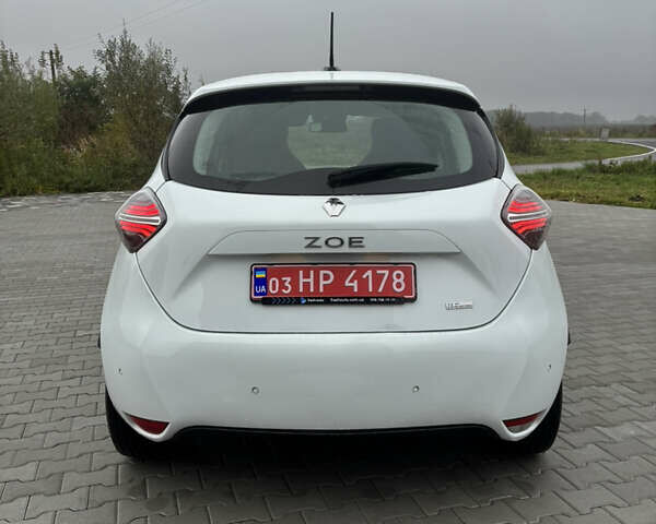 Белый Рено Зое, объемом двигателя 0 л и пробегом 55 тыс. км за 11900 $, фото 7 на Automoto.ua