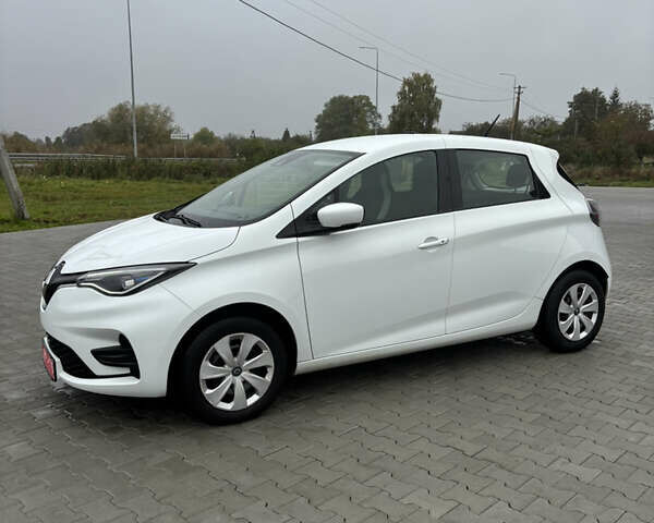 Белый Рено Зое, объемом двигателя 0 л и пробегом 55 тыс. км за 11900 $, фото 3 на Automoto.ua