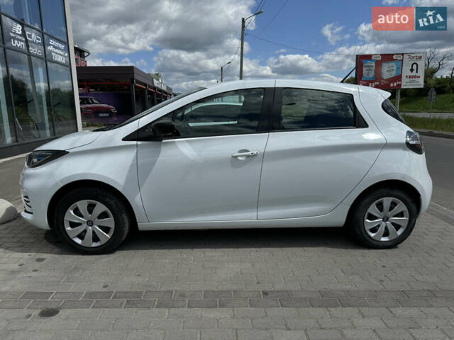 Белый Рено Зое, объемом двигателя 0 л и пробегом 74 тыс. км за 11700 $, фото 1 на Automoto.ua