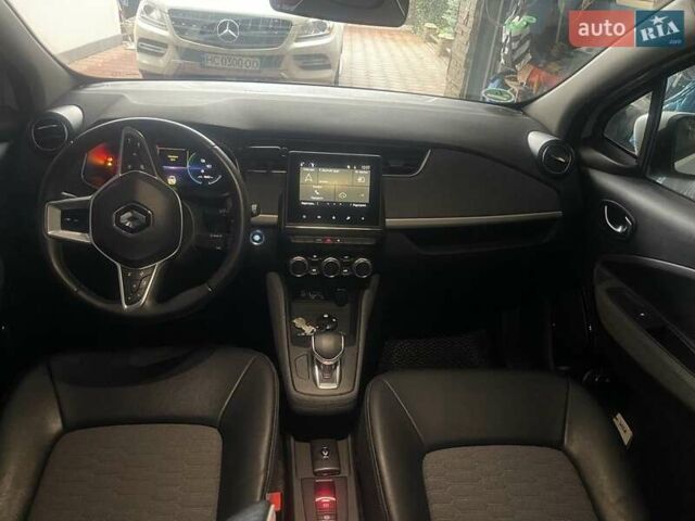 Білий Рено Зое, об'ємом двигуна 0 л та пробігом 40 тис. км за 13200 $, фото 2 на Automoto.ua