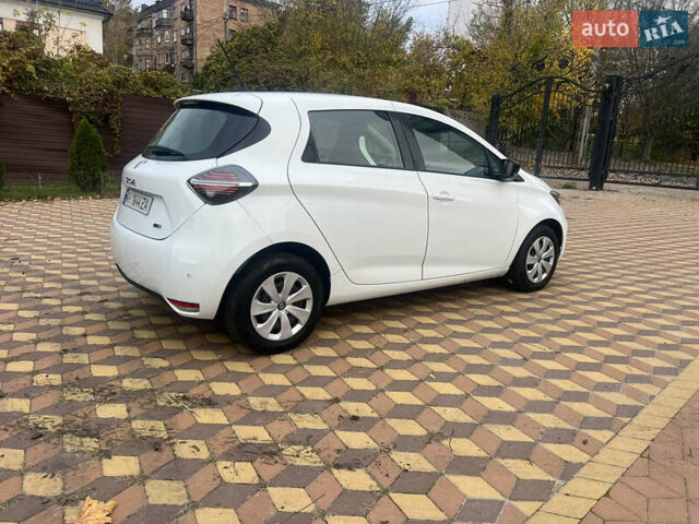 Рено Зое 2020 в Киеве на Automoto.ua Белый Рено Зое, объемом двигателя 0 л и пробегом 78 тыс. км за 12100 $, фото 6 на Automoto.ua