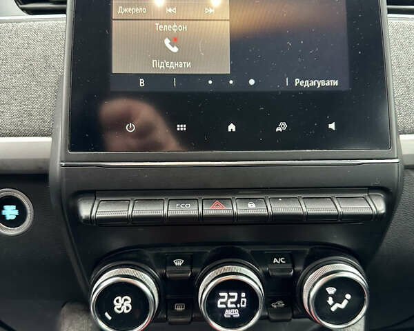 Белый Рено Зое, объемом двигателя 0 л и пробегом 88 тыс. км за 12300 $, фото 30 на Automoto.ua