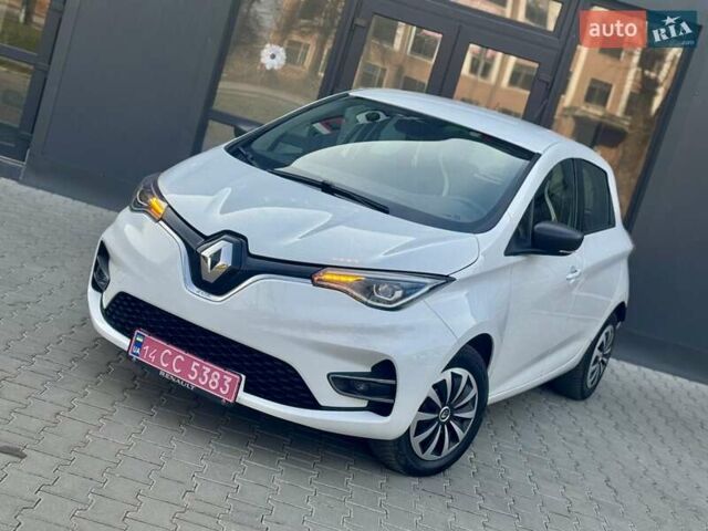 Белый Рено Зое, объемом двигателя 0 л и пробегом 85 тыс. км за 11150 $, фото 2 на Automoto.ua