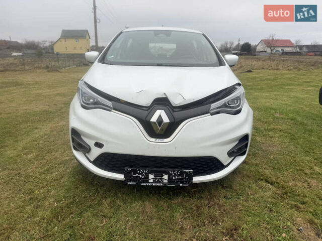 Белый Рено Зое, объемом двигателя 0 л и пробегом 33 тыс. км за 6950 $, фото 3 на Automoto.ua