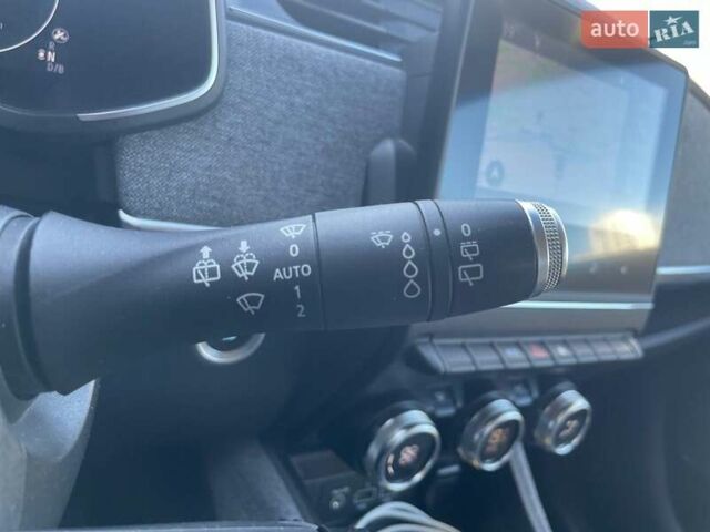 Белый Рено Зое, объемом двигателя 0 л и пробегом 217 тыс. км за 11990 $, фото 19 на Automoto.ua