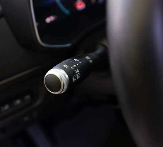 Белый Рено Зое, объемом двигателя 0 л и пробегом 34 тыс. км за 13300 $, фото 24 на Automoto.ua