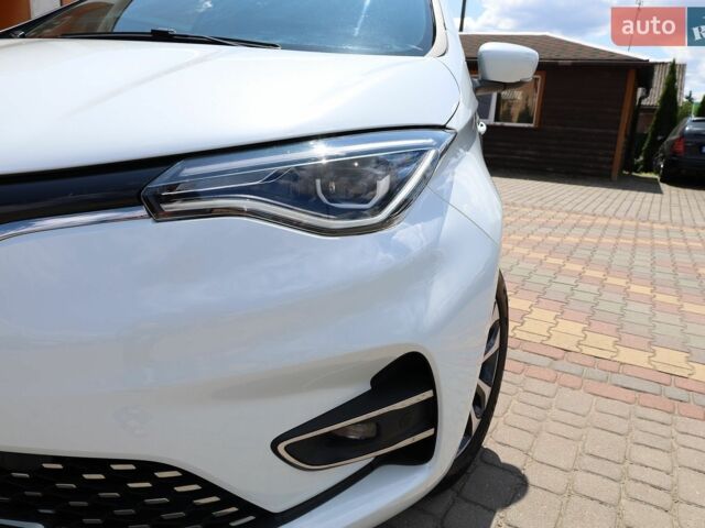 Білий Рено Зое, об'ємом двигуна 0 л та пробігом 65 тис. км за 14000 $, фото 19 на Automoto.ua