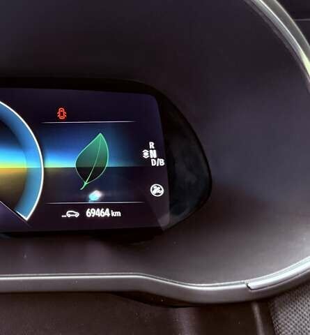 Білий Рено Зое, об'ємом двигуна 0 л та пробігом 69 тис. км за 11800 $, фото 26 на Automoto.ua