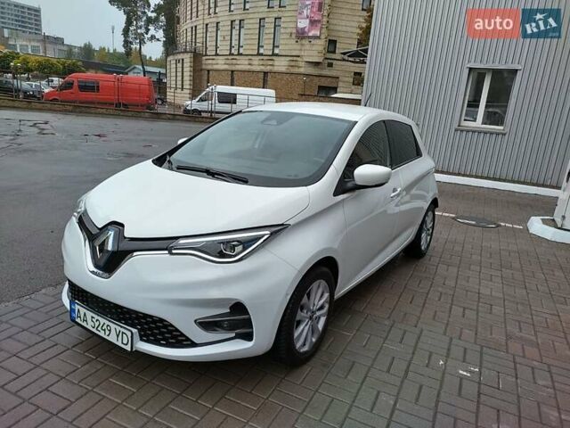 Белый Рено Зое, объемом двигателя 0 л и пробегом 112 тыс. км за 12400 $, фото 5 на Automoto.ua