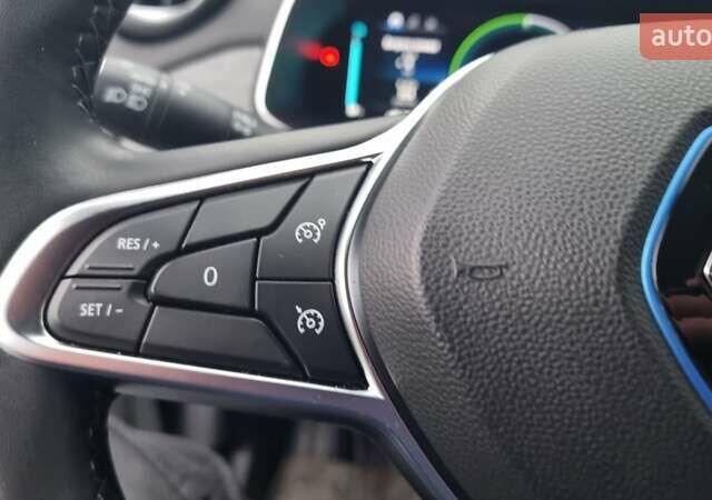 Білий Рено Зое, об'ємом двигуна 0 л та пробігом 78 тис. км за 11800 $, фото 23 на Automoto.ua