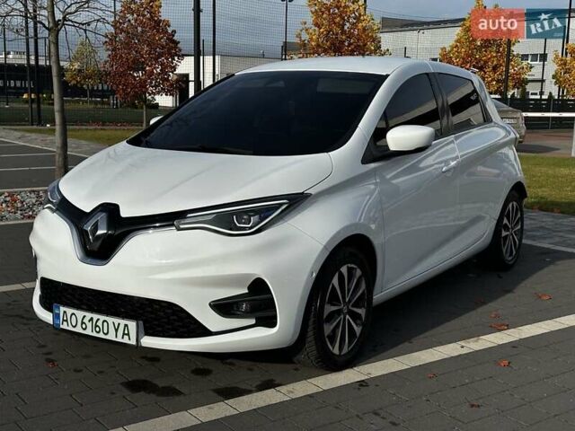Белый Рено Зое, объемом двигателя 0 л и пробегом 124 тыс. км за 13200 $, фото 7 на Automoto.ua