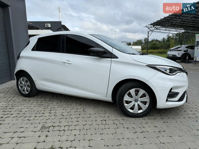 Белый Рено Зое, объемом двигателя 0 л и пробегом 36 тыс. км за 12900 $, фото 3 на Automoto.ua