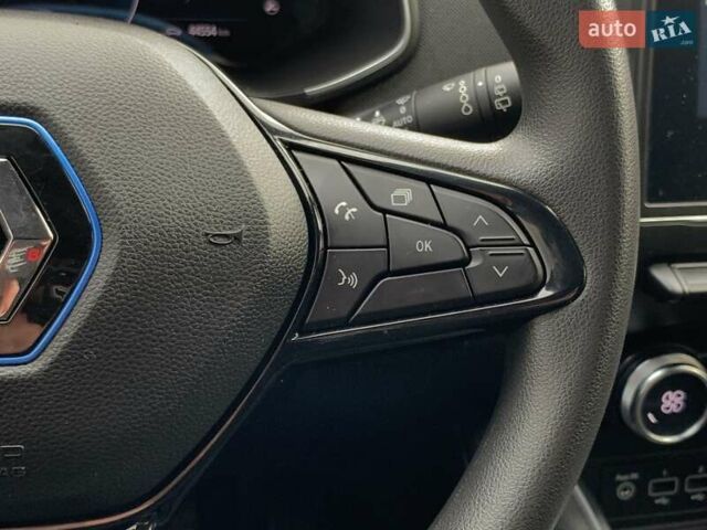 Белый Рено Зое, объемом двигателя 0 л и пробегом 44 тыс. км за 12499 $, фото 42 на Automoto.ua